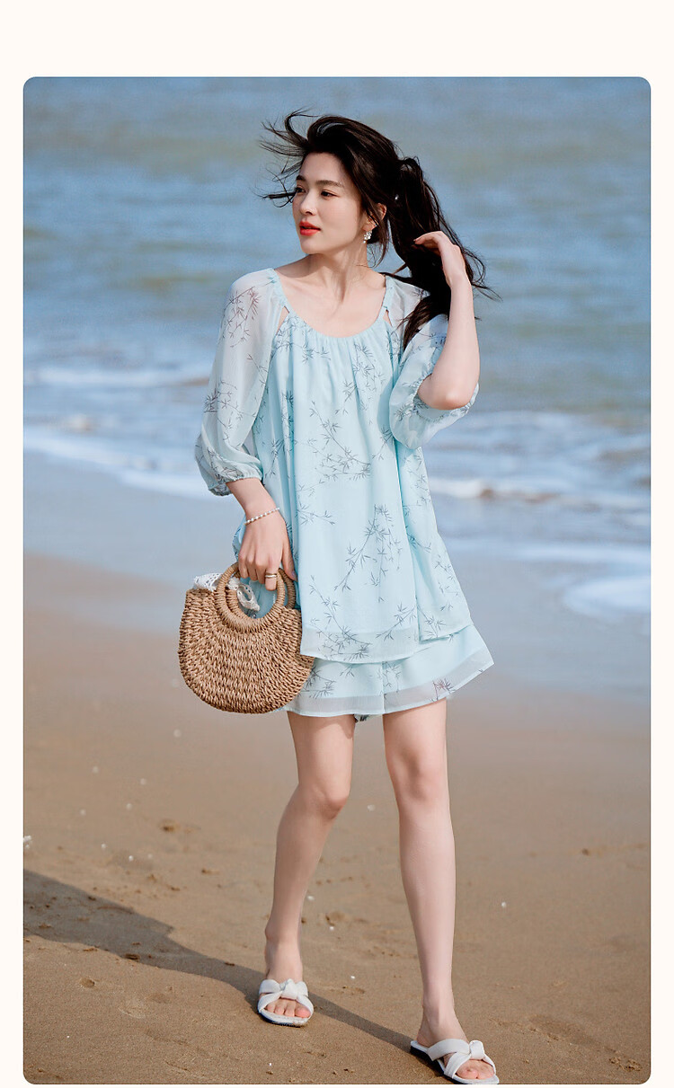 Demana Lightweight Soft Wrinkle-Effect Set Summer Sweet Hollow-Out Ruched Three-Quarter Sleeve Top and Shorts Elegant Women's Two-Piece Set 1