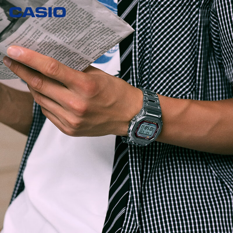 CASIO Men's G-SHOCK Watch, Small Square Digital Display, Electronic Sports Watch, Japanese And Korean Style, Gift for Boyfriend, GMW-B5000D