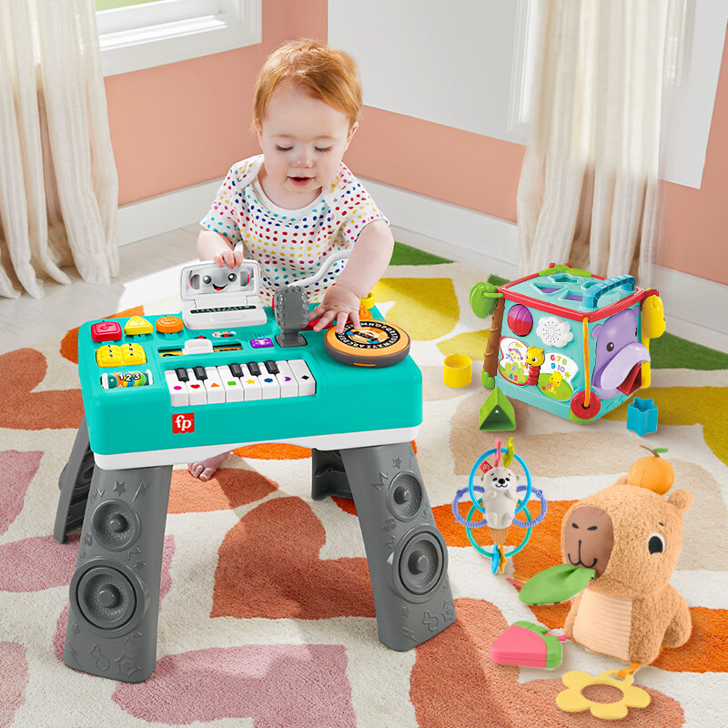 Fisher-Price Baby Toys, Newborn Gift Box, Birthday Present - Fisher-Price Musical Exploration Box JML31