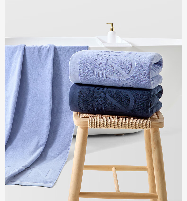 Grace Bath Towel, 100% Pure Cotton Xinjiang Cotton Large Bath Towel, Extra Large And Thick, Lint-Free Shower Towel, Light Blue Sports Desig 2