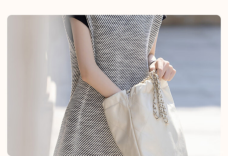 Demana [with Gentle Cloud Oxygen Cotton] Summer Comfortable Relaxed Style Crew Neck Raglan Loose Fit Women's Subtle Shimmer Knit Dress 4