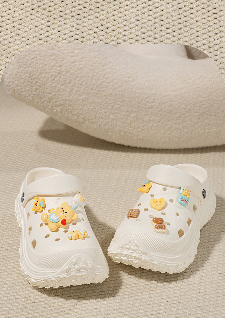 LAORENTOU Cloud Puff Slip-On Clogs Thick Sole Women's Non-Slip Casual Closed-Toe Slippers LV185 White Size 39-40 2