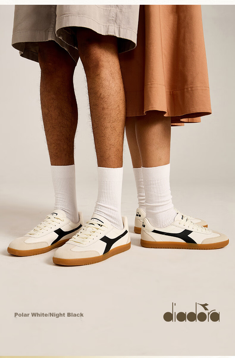 Diadora Casual Sneakers for Men And Women, Saunter EC Runs Small, Recommend Ordering Half Size Up. Black/white, Size 42 5