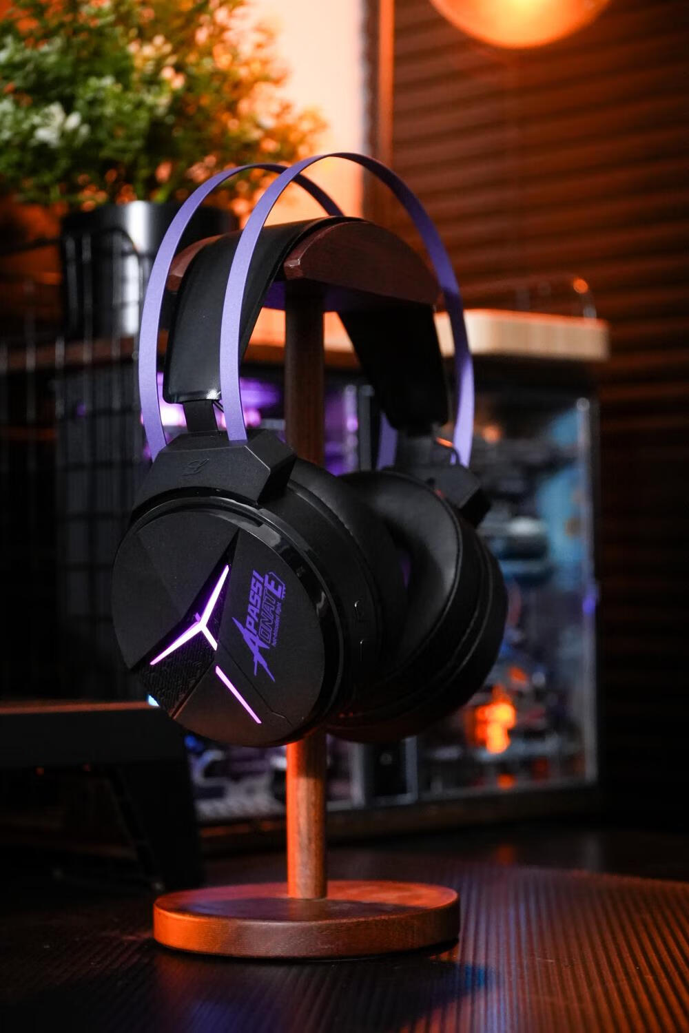 Taidu THS319 Extreme Electric 2.4G Wireless Bluetooth Wired 7.1 Virtual Surround Sound Four-Mode Over-Ear Gaming Headset Black Purple 14