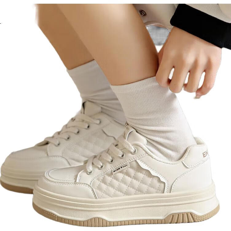 White Image 3