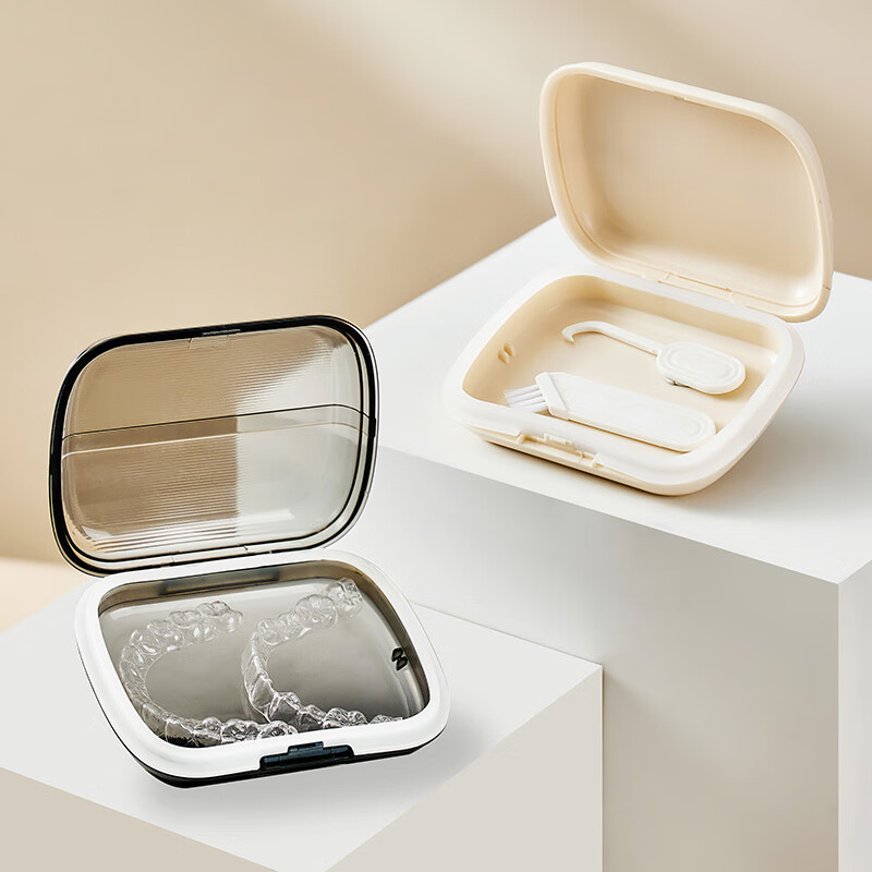 Imakara Invisible Aligners Case Orthodontic Retainer Storage Box Denture Cleaning Box with Remover
