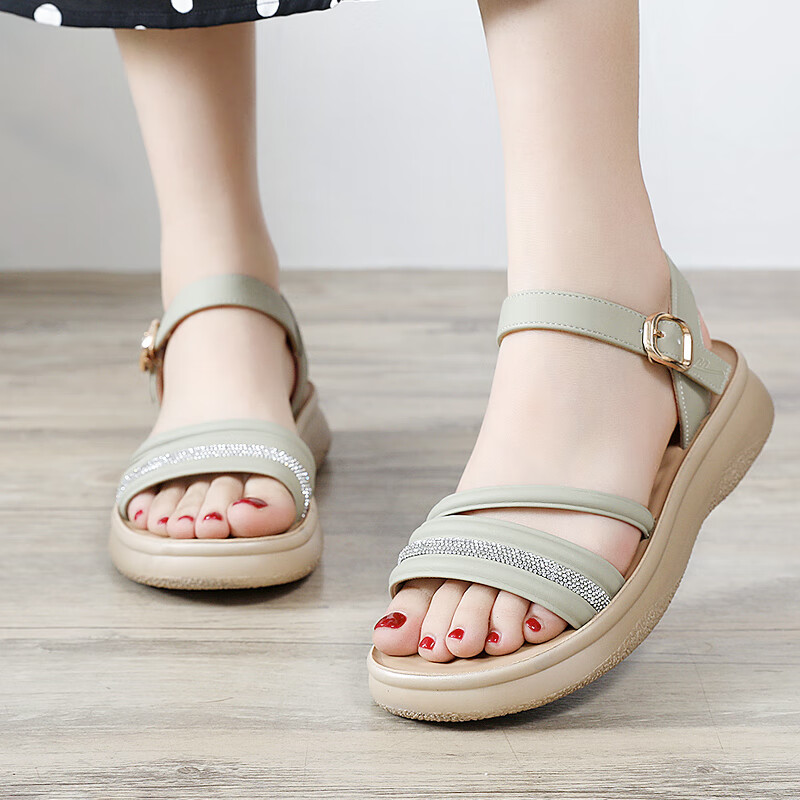 Warrior Mom Soft Sole Non-Slip Summer Sandals 2026 New Women's Fashion Comfortable Outdoor Shoes 1191 Green Size 39