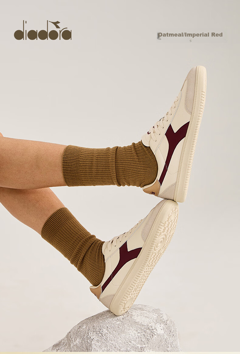 Diadora Casual Sneakers for Men And Women, Saunter EC Runs Small, Recommend Ordering Half Size Up. Black/white, Size 42 10