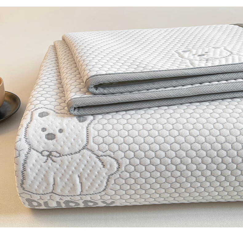 Grace Class A Ice Silk Cooling Mat, Ice Bean Cooling Mat, Single Mat, Summer Air Conditioning Soft Mat for Home And Dormitory Use 13
