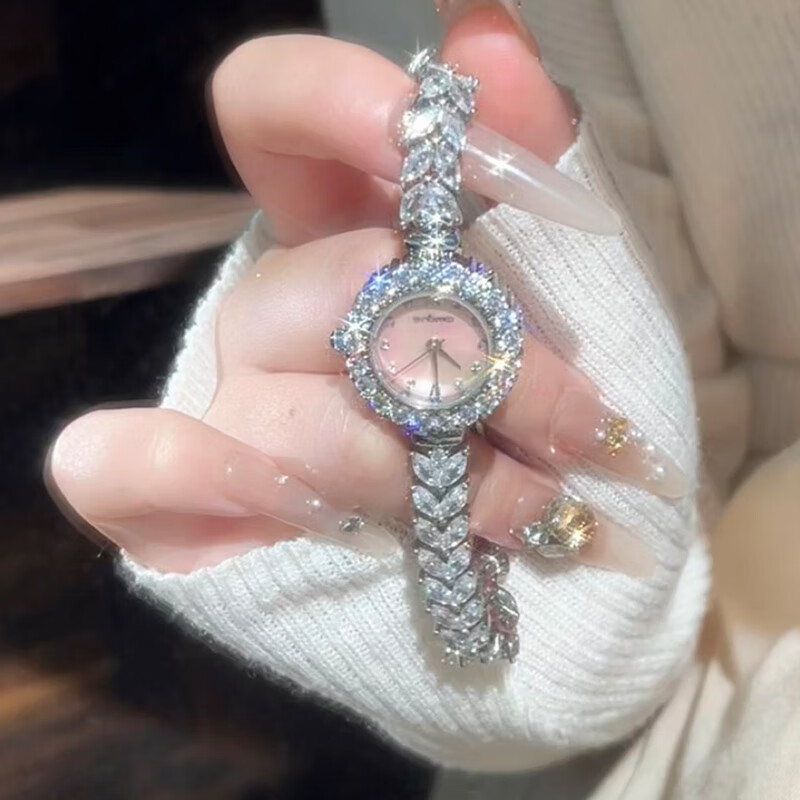 COMLORVEI Flashing Wheat Ear Bracelet, Sweet Girl Exquisite Versatile Wristwatch, British Watch Gift for Women 677