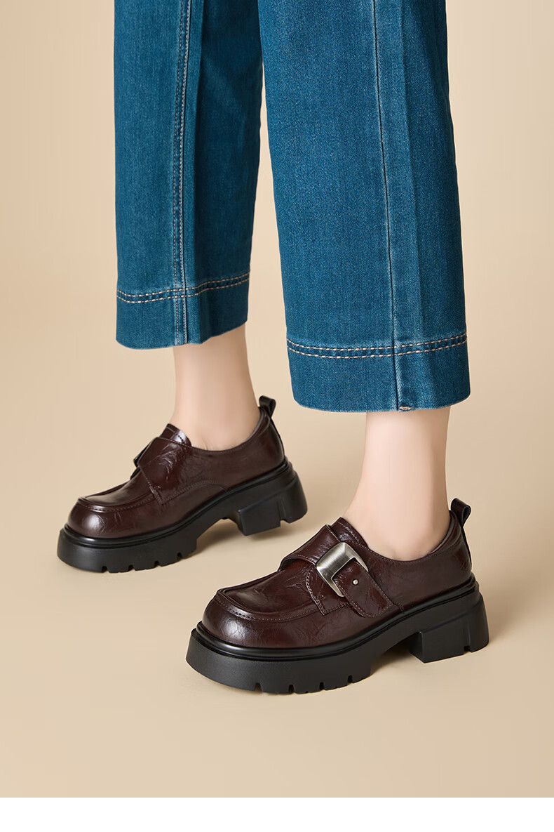 St&Sat Fleece-Lined Loafers for Women 2025 New Winter Warmth Small Size Height Increase British Style Comfortable Versatile Black Leather Shoes 2
