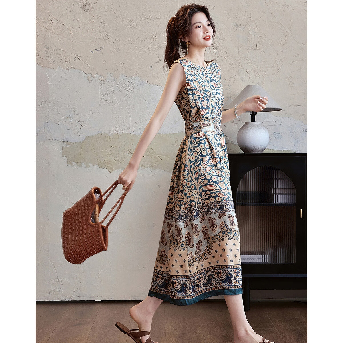 Demana [Silk Story] Summer Luxury 100 Mulberry Silk Beach Dress Round Neck Printed Straight Women's Dress