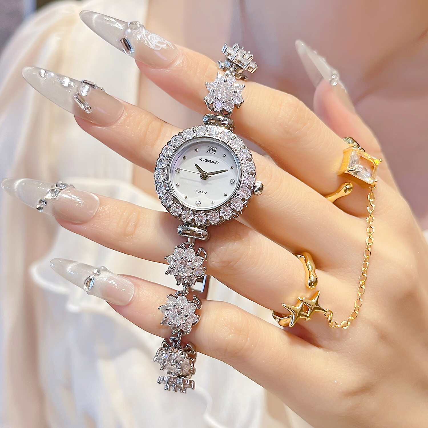 X-GEAR Camellia Rotating Bracelet Watch for Women, Diamond-Studded Sparkling Small Dial Wristwatch, Christmas New Year Gift for Girlfriend