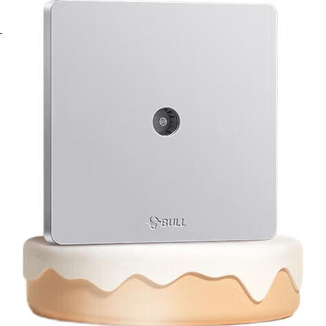 White Image 2