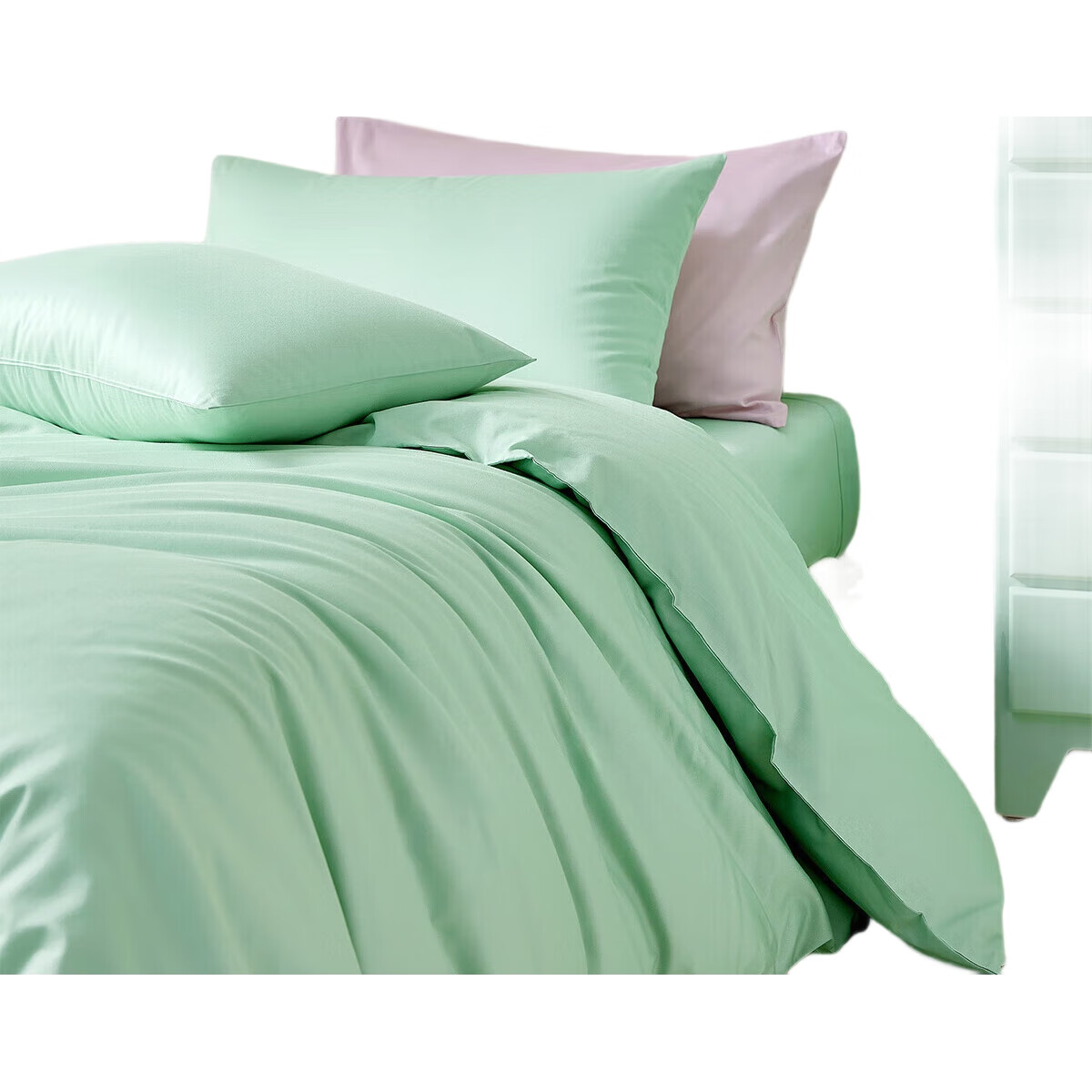White Image 3