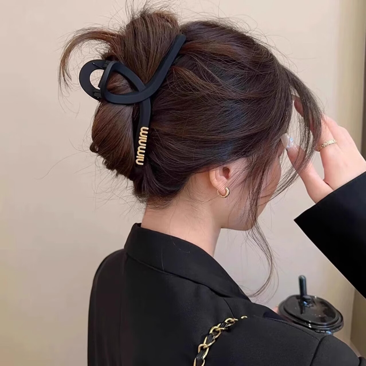Dongyi Premium Selected Hair Clip for Women 2025 High-End Back Hair Bun Claw Clip Luxury Hairpin Hair Accessory 4
