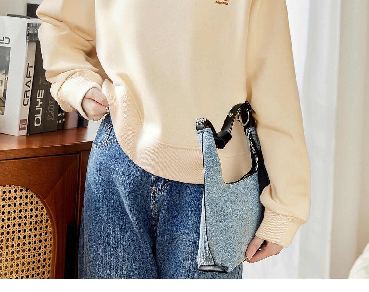PinCai Relaxed Fit Sweatshirt for Women, Solid Color Round Neck Simple Loose Sweatshirt, Fashionable Casual Versatile Top P143W1031 24
