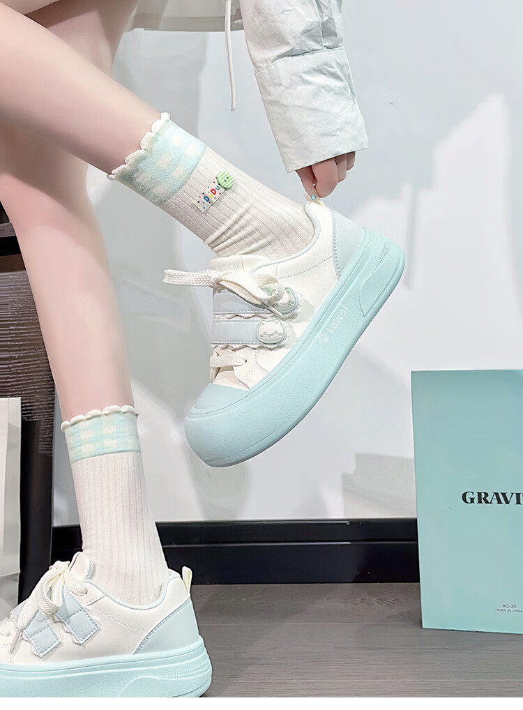 RENBEN Cute Velcro White Sneakers for Women, Popular Chunky Shoes, Versatile Canvas Shoes, White (Leather Surface), Size 40 44