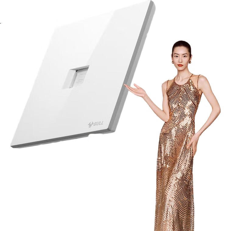 White Image 3