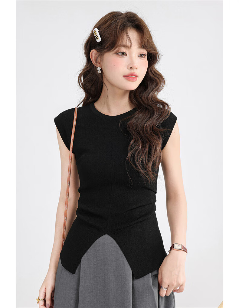 Jeanswest Women's Summer V-Neck Sleeveless Solid Color Pleated Waist-Slimming Split Top Black One Size 7