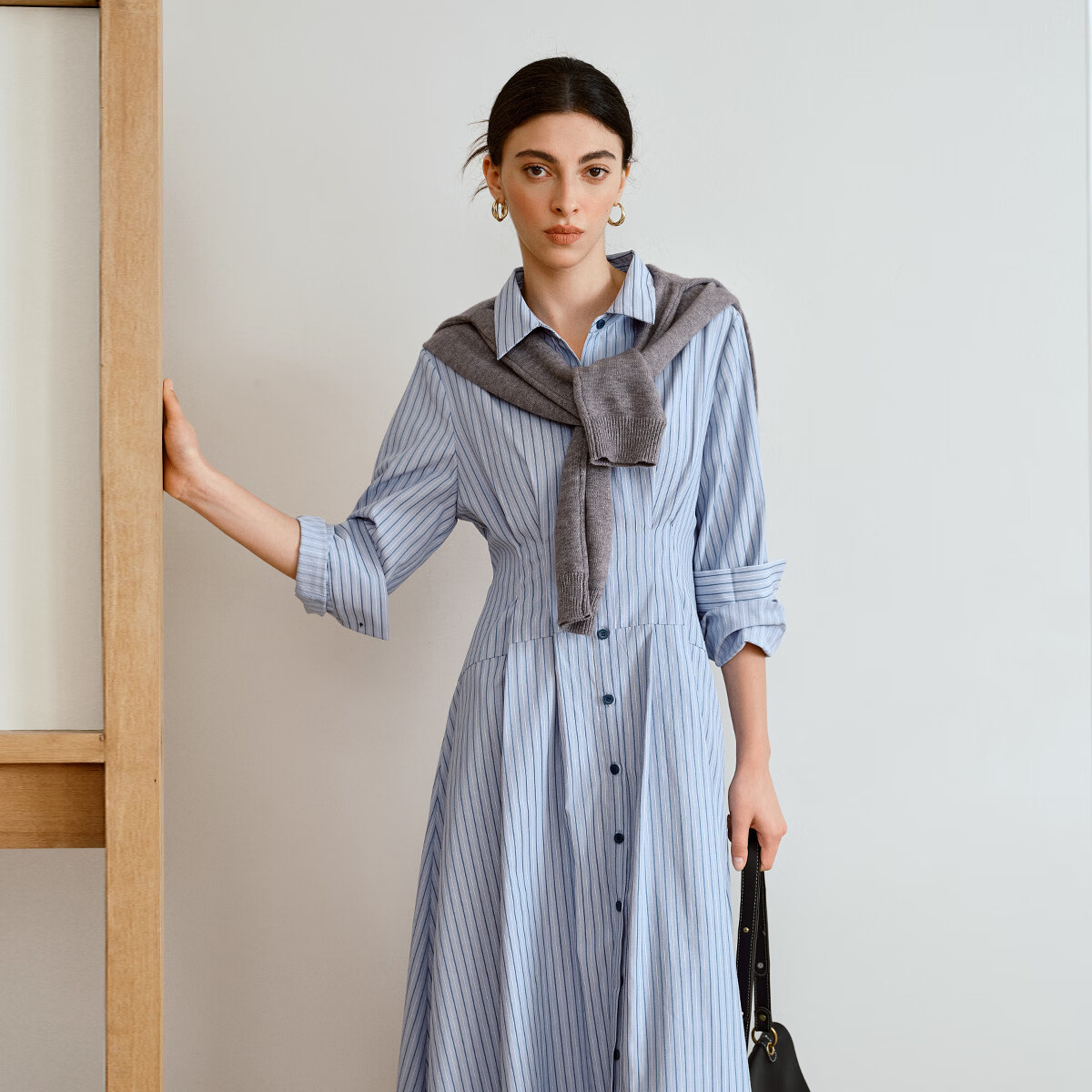 Oulain Autumn Women's Wear, Commuter Blue Striped Waist-Cinching Shirt Dress, Slimming Long Skirt, Blue Stripes, Size S