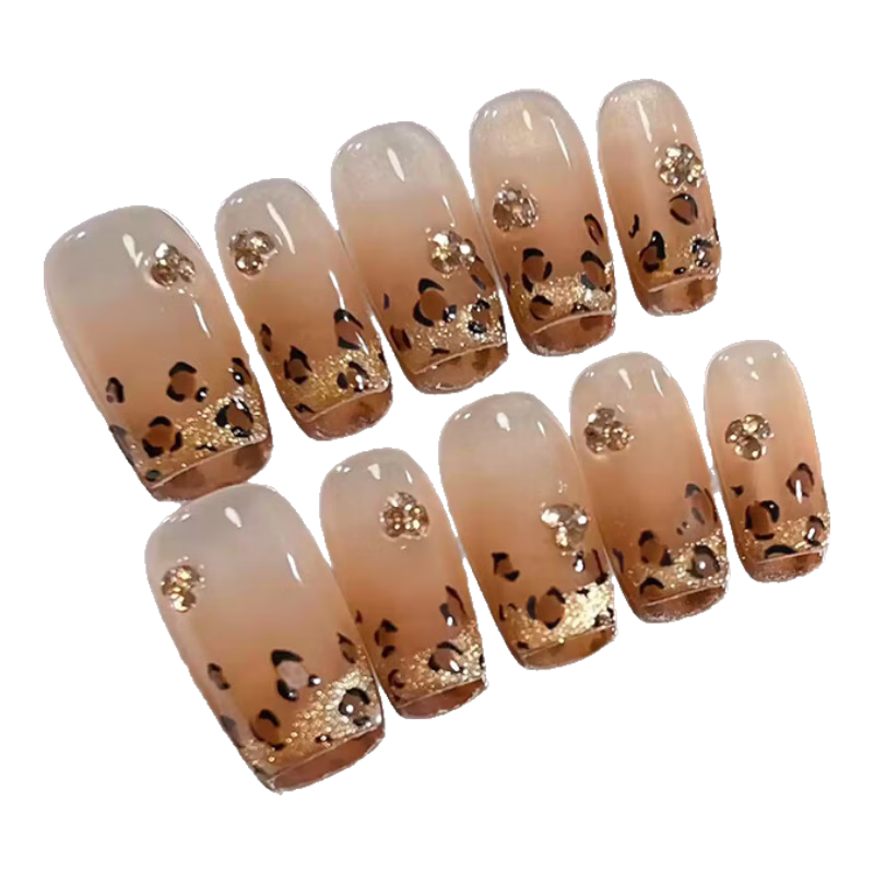 Chense Handmade Wearable Nail Stickers, Nail Tips, Short Fake Nails (Caramel Leopard Pattern, Size S)