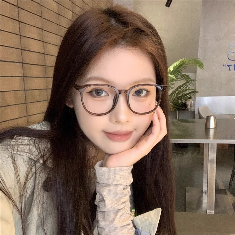 Cuntiandaofu Blue Light Blocking Glasses, Ultra-Light Women's Glasses in Cold Tea Color, Bare-Faced Beauty Enhancer with Large Frame to Make Face Look Smaller for Square And Round Faces, Ice American Style
