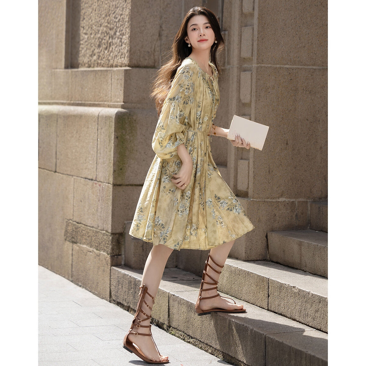Dme [Chengye Manlv] Spring And Autumn Romantic Drawstring V-Neck Printed Lantern Sleeve Loose Waist Bag Buckle Women's Dress