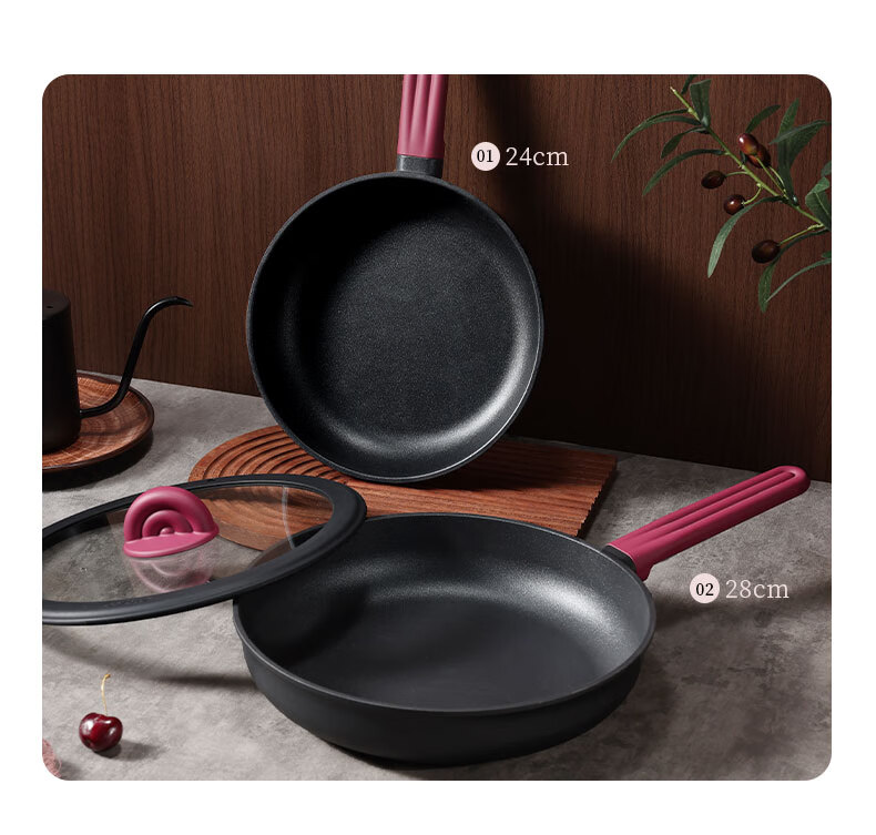 CaROTE 24cm Non-Stick Flat Frying Pan for Home Use, Steak and Omelette Pan, Titanium Coated, Compatible with Induction and Gas Stoves 1