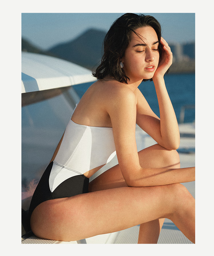 Atlanticbeach 2025 High-End Seaside Vacation Swimsuit for Women, Fashionable Sexy One-Piece Swimwear, French Retro Style, Slimming for Hot Springs And Travel 5