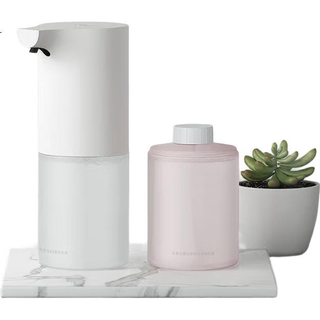 White Image 2