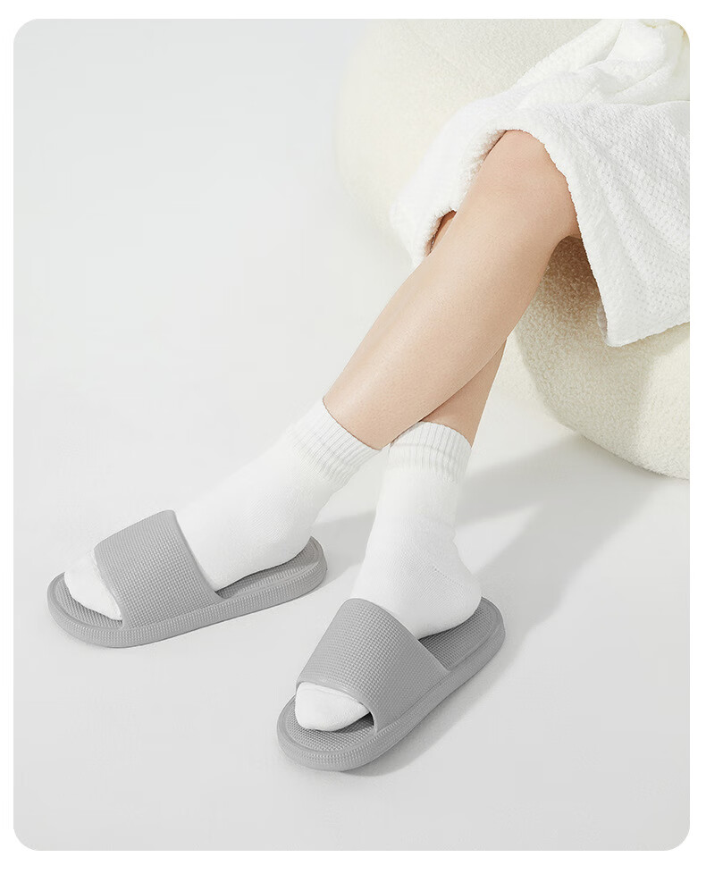 GUOLUOFEI Men's Indoor Non-Slip Soft Sole Slippers, Cloud-Like Comfort, Couple Bathroom Shower Slippers, White, Size 40-41 3