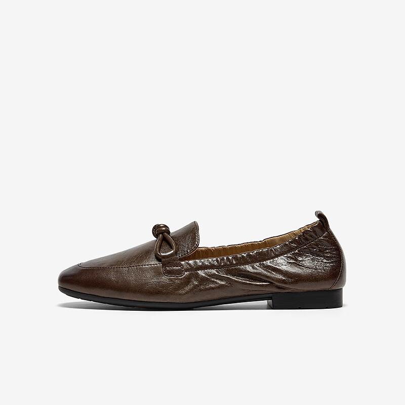 Женские лоферы Bata