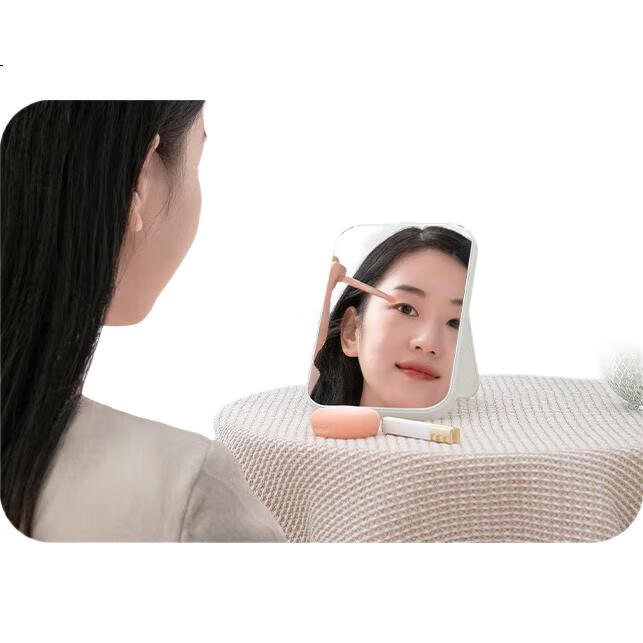 White Image 1