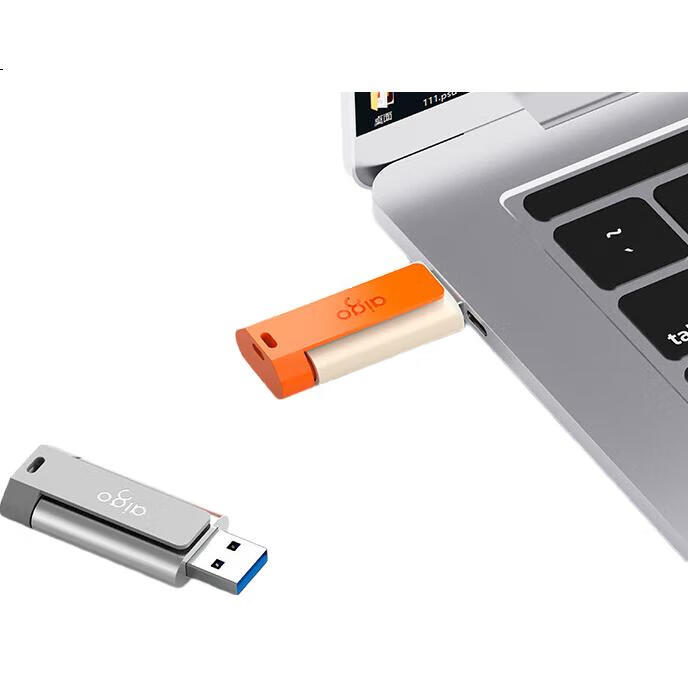 USB-накопитель aigo