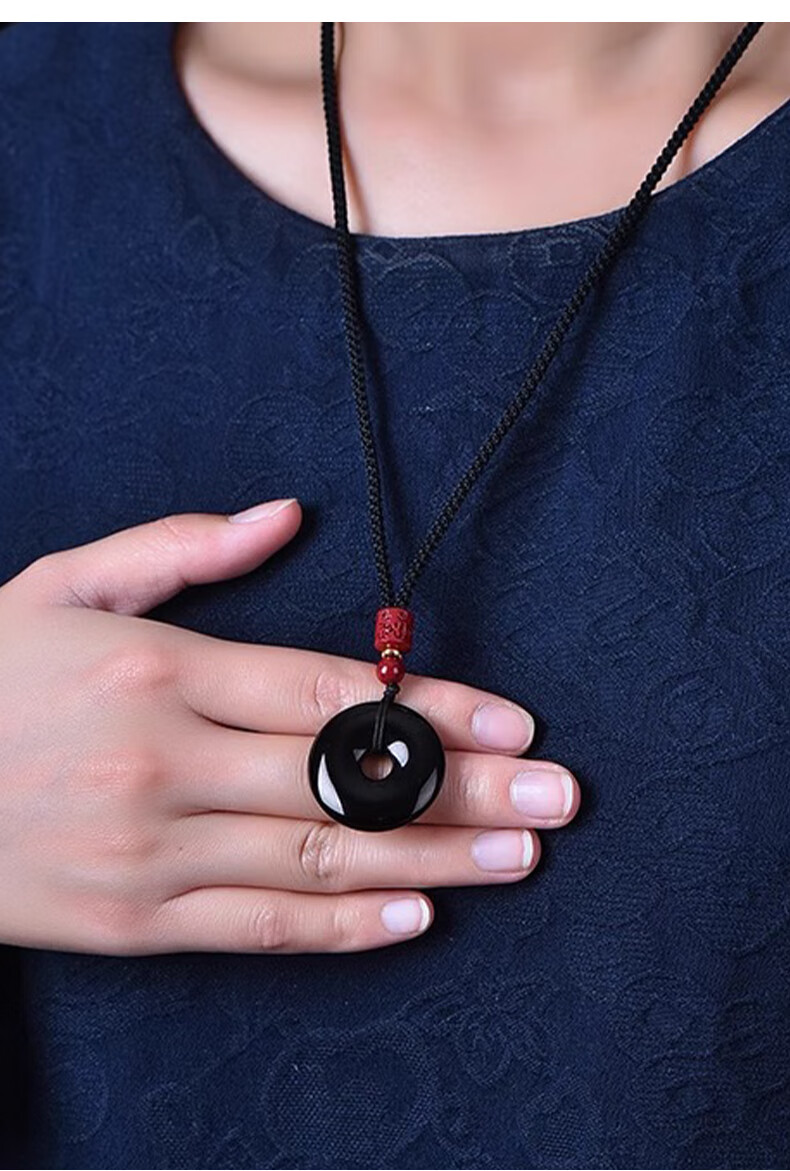 Chow Tai Fook Obsidian Necklace Unisex Luxury Six-Character Mantra Pendant 520 Birthday Gift for Girlfriend 9