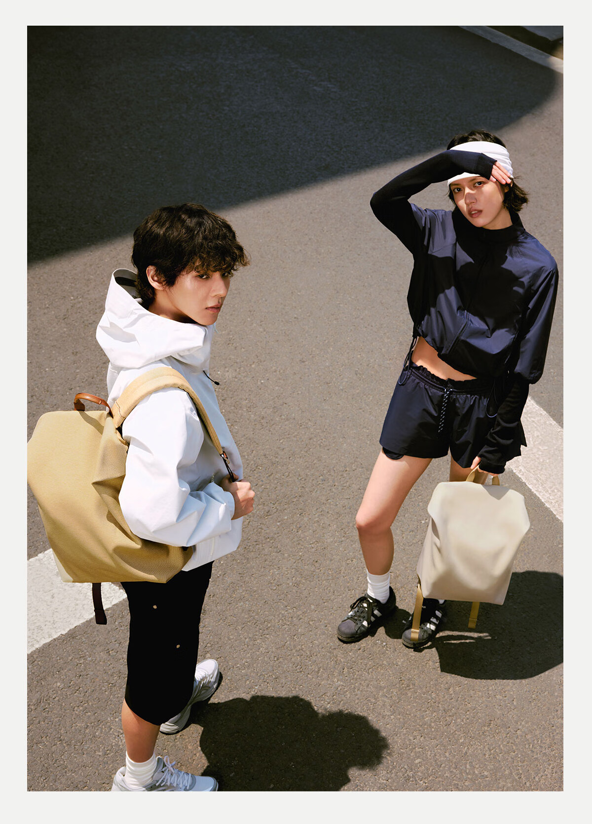 ITO "Lu Yuxiao Same Style" TRUFFLE 2 Rock White 18L Travel Lightweight Backpack for Men And Women, Air Bag Laptop Bag 3