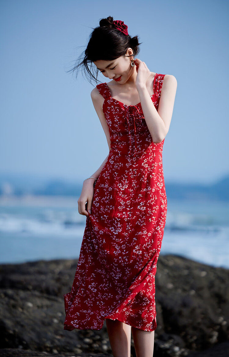 Dme [Xiao Xing Gan "Da Ji" Dress], Summer Holiday Style, Small Floral Print, Spaghetti Strap, Bodycon, Waist-Cinching Women's Dress 15