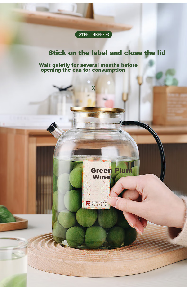 CRISTALGLASS Glass Infusion Bottle, Specialized Bottle for Infusing Liquor, Sealed Alcohol Container, Home-Use Herbal Wine Jar, Plum And Ginseng Wine Bottle, 2.5L 13