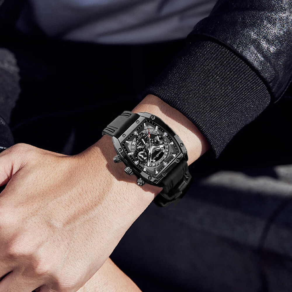 COMLORVEI Black Knight Series Trendy Men's Watch Three-Eye Six-Hand Multifunctional National Men's Watch Gift 682