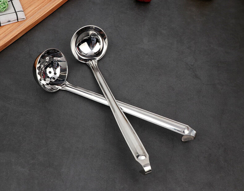 Caitang Thickened Stainless Steel Hooked Soup Ladle Long Handle Soup Spoon Hanging Soup Ladle Small 7CM Jingcang 8
