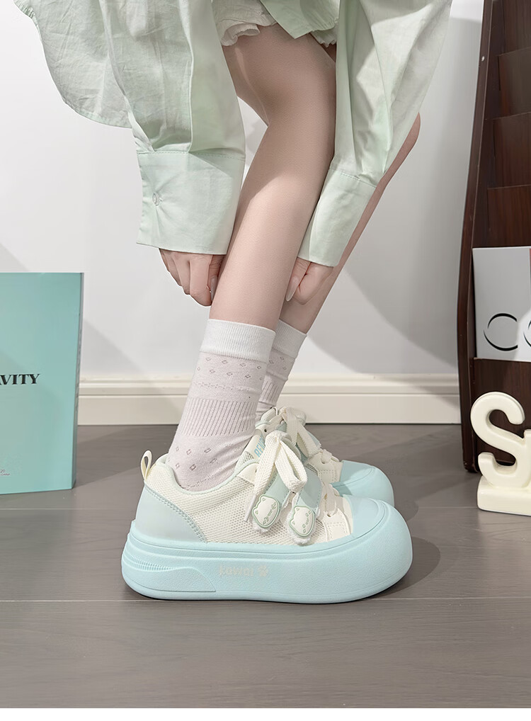 RENBEN Cute Velcro White Sneakers for Women, Popular Chunky Shoes, Versatile Canvas Shoes, White (Leather Surface), Size 40 17