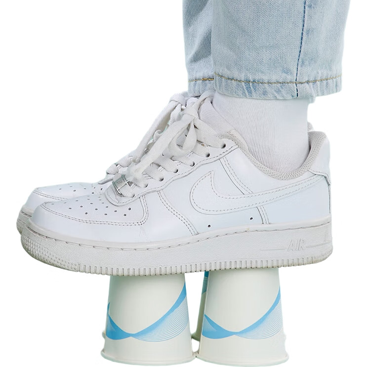 White Image 2