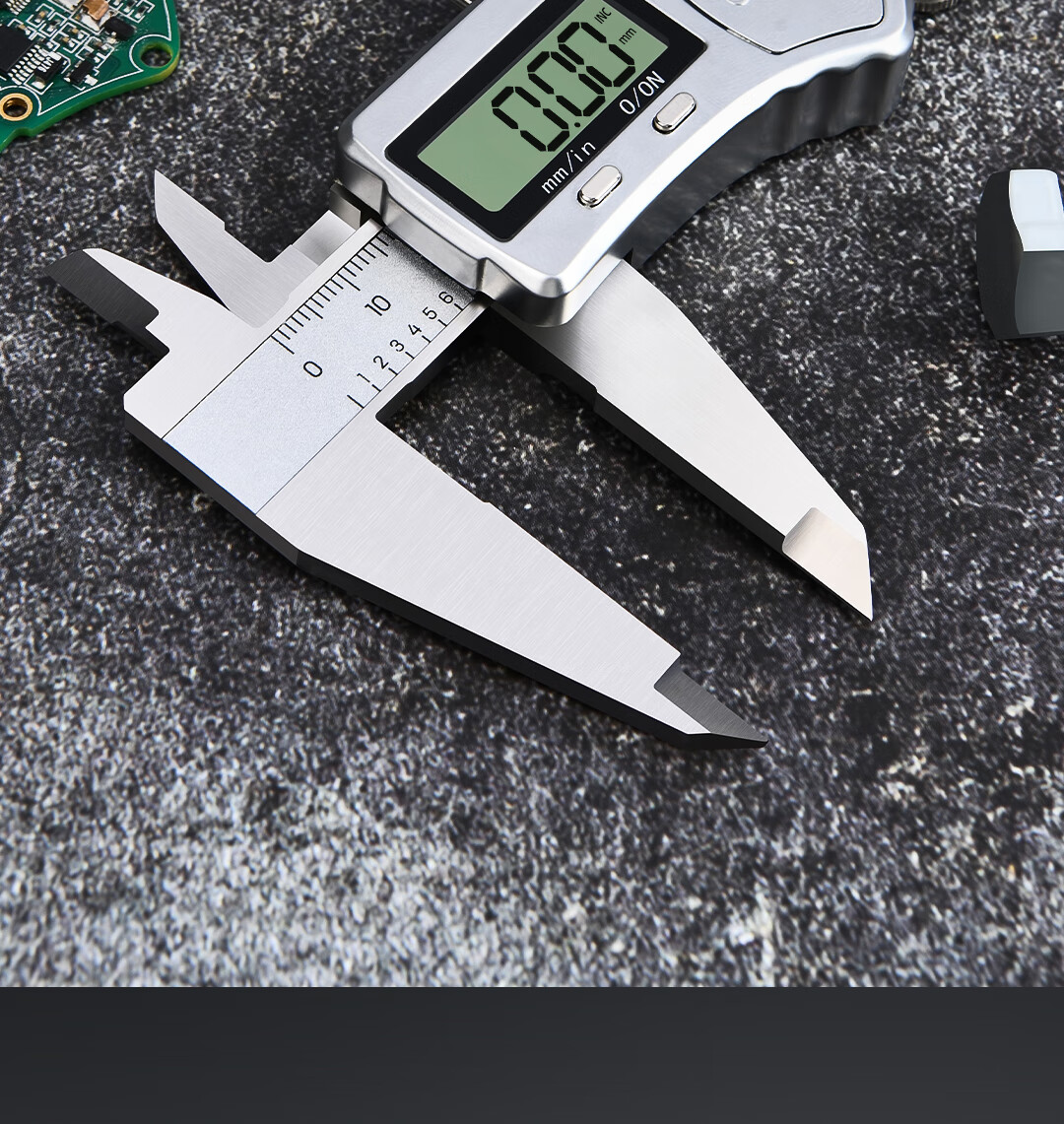 Deli Zinc Alloy Professional Digital Caliper with Stainless Steel Waterproof High Precision Vernier Laboratory Absolute Origin + IP67 6