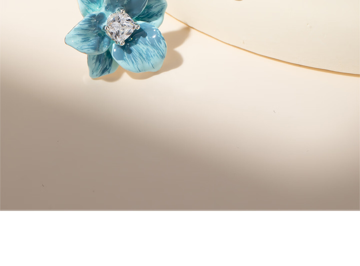 Qlady Summer Earrings Blue Flower Studs for Women, 2025 New High-End Niche Design, Ear Piercing Earrings Gift 11