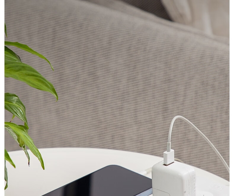 Deli 33916(05) Elegant White Series New National Standard Power Strip/Extension Cord/Surge Protector/Power Bar/Outlet Strip 8 Outlets, 5 Meters Total Length, 1 Pack 12