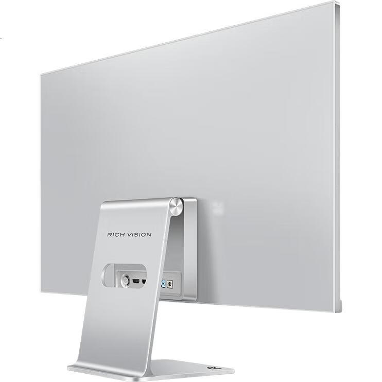 White Image 3