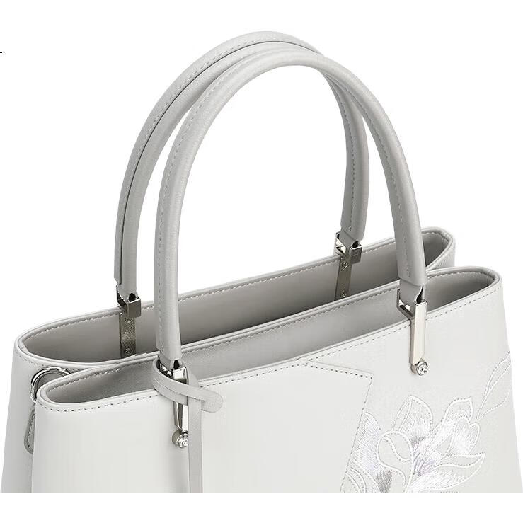 White Image 2