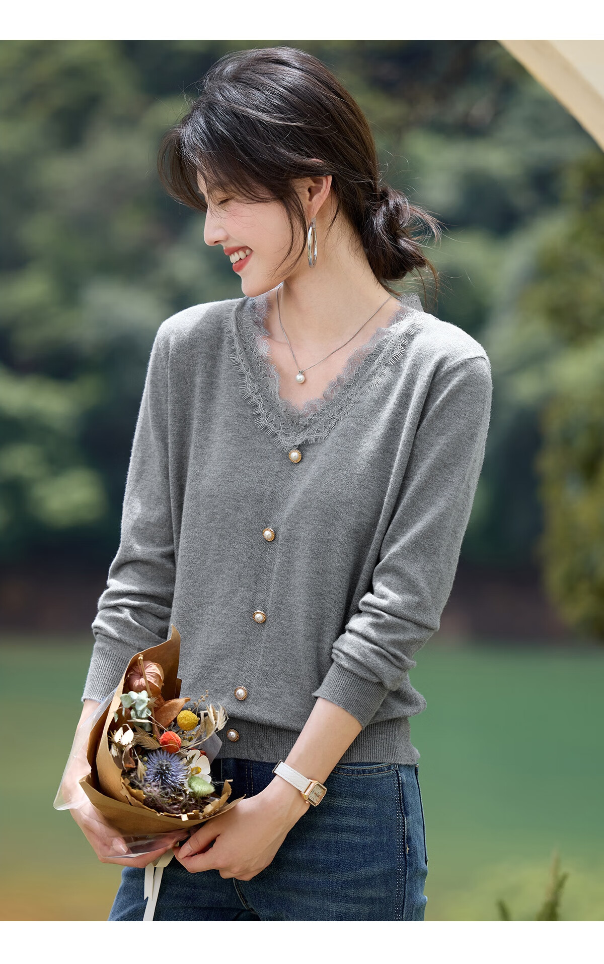She Enjoy Women's Knitwear Lace Splice V-Neck Knit Base Shirt Fashion Versatile Soft Sweater Top T53Z045 11
