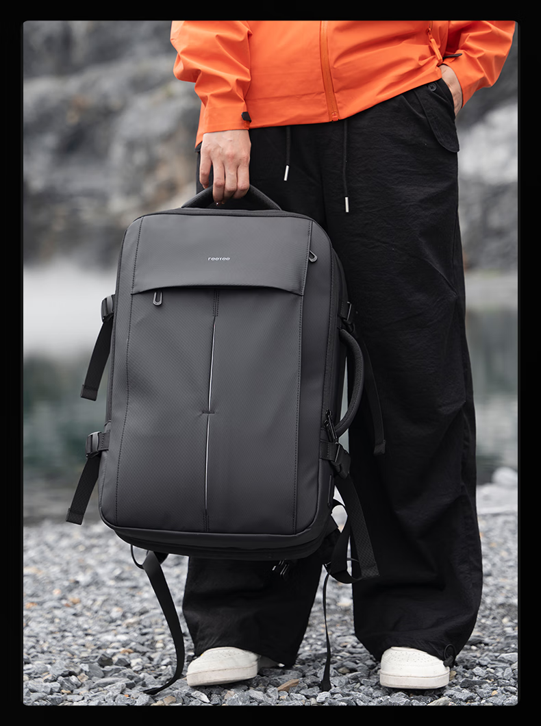 REEYEE Men's Multifunctional Large Capacity Travel Backpack 13